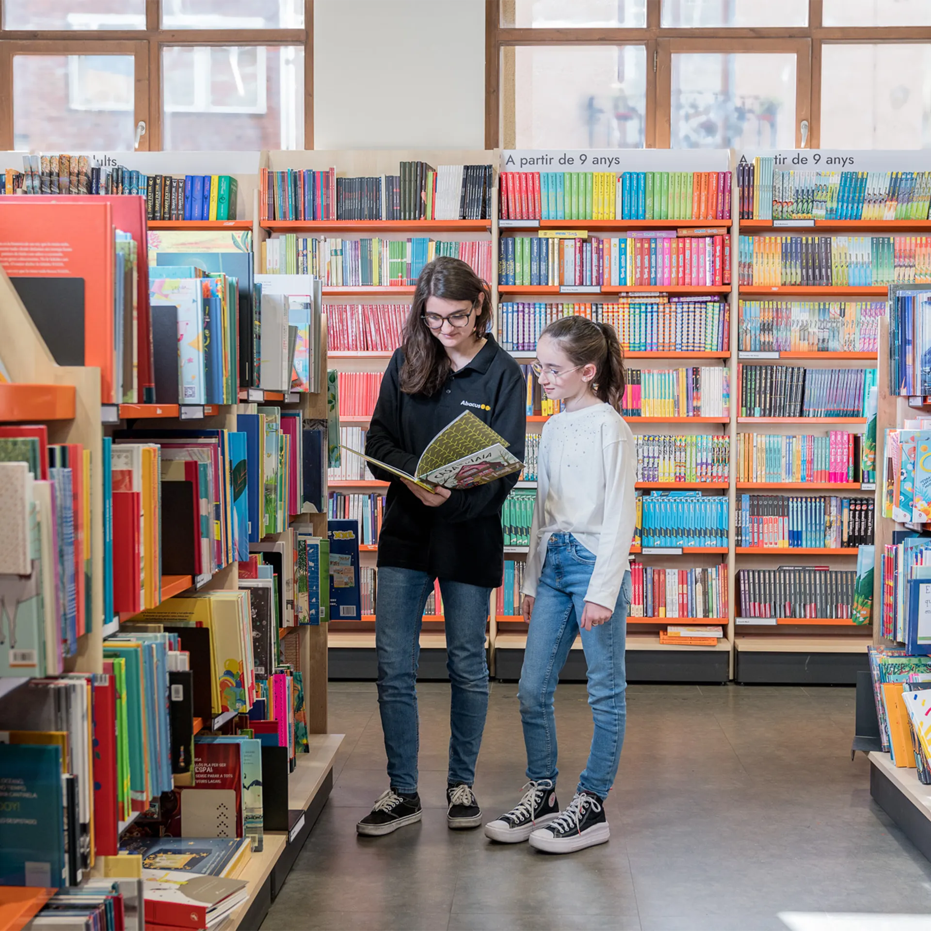 Escoles, famílies i Abacus, juntes per la biblioteca escolar!